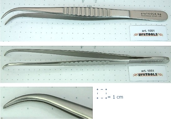 Universal Forceps Curved sharp - 16 cm